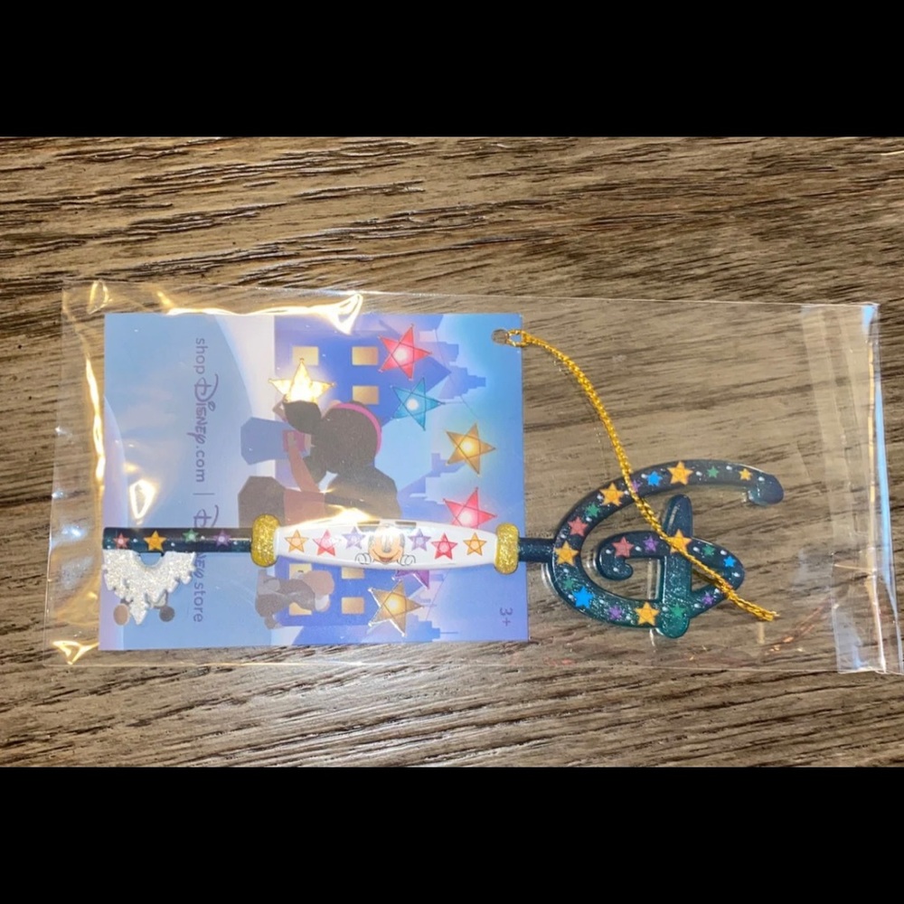 Disney store make a wish key